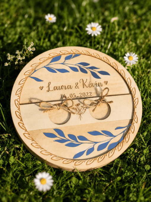 Support porte alliances en bois personnalisé mariage thème champêtre